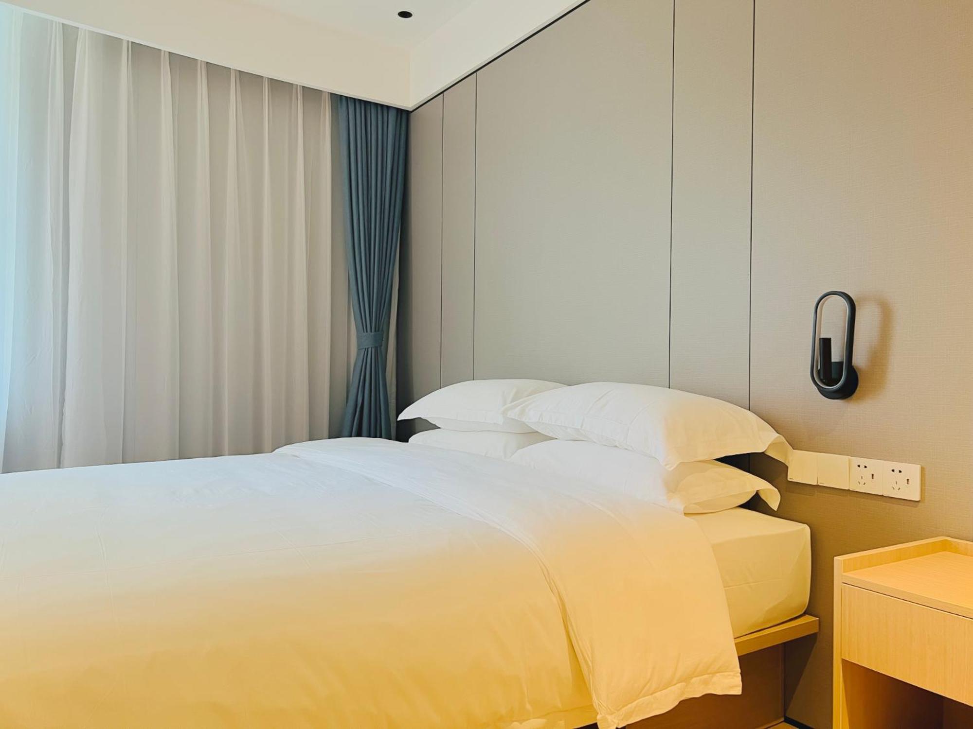 Dayin Garden Hotel -Near People'S Square & Nanjing Road-Large Social Area -Bar -Cafe -Gym -Free Laundry Luggage Storage -24H Front Desk-English Service Σανγκάη Εξωτερικό φωτογραφία