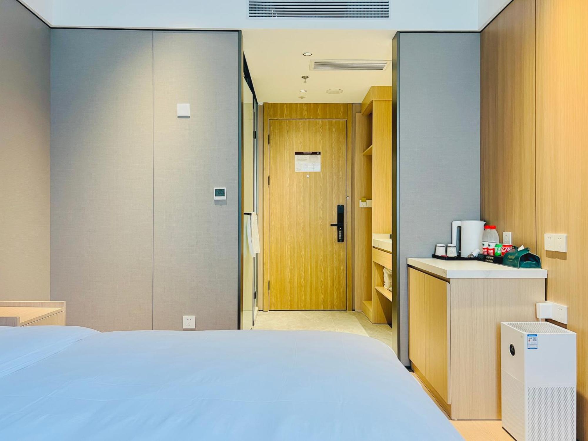 Dayin Garden Hotel -Near People'S Square & Nanjing Road-Large Social Area -Bar -Cafe -Gym -Free Laundry Luggage Storage -24H Front Desk-English Service Σανγκάη Εξωτερικό φωτογραφία
