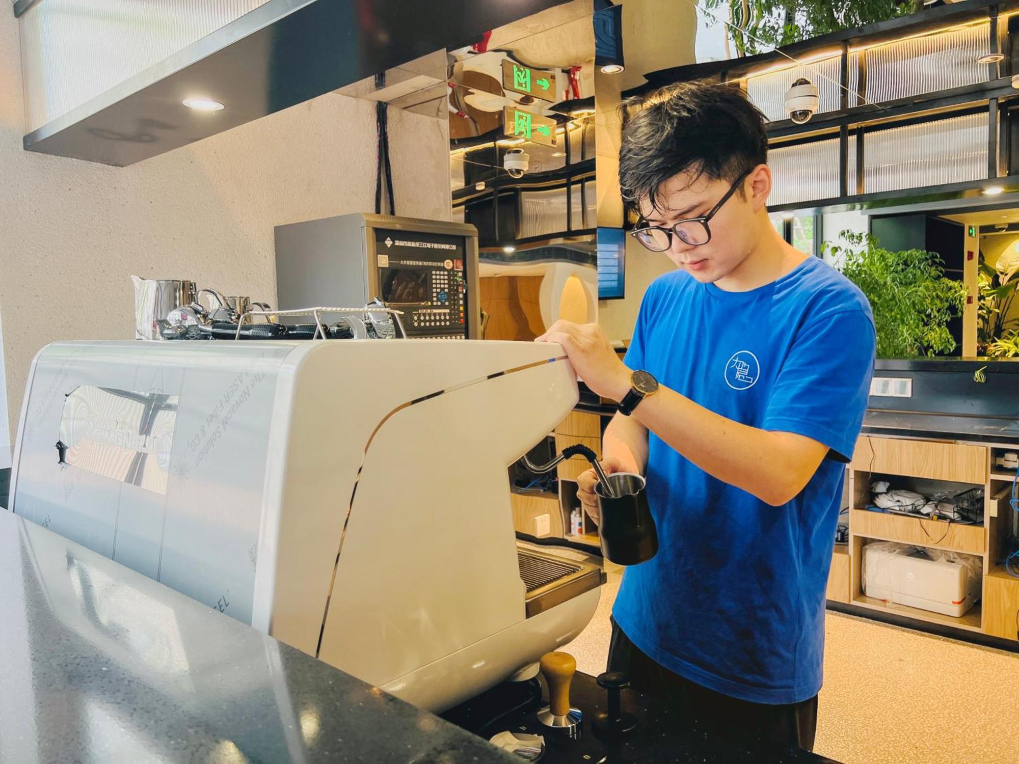 Dayin Garden Hotel -Near People'S Square & Nanjing Road-Large Social Area -Bar -Cafe -Gym -Free Laundry Luggage Storage -24H Front Desk-English Service Σανγκάη Εξωτερικό φωτογραφία