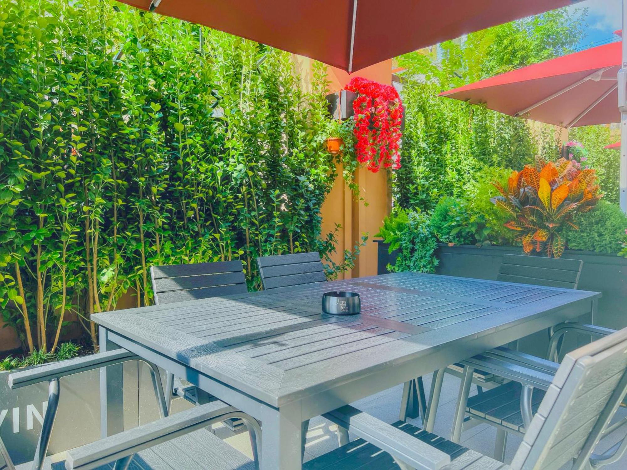 Dayin Garden Hotel -Near People'S Square & Nanjing Road-Large Social Area -Bar -Cafe -Gym -Free Laundry Luggage Storage -24H Front Desk-English Service Σανγκάη Εξωτερικό φωτογραφία