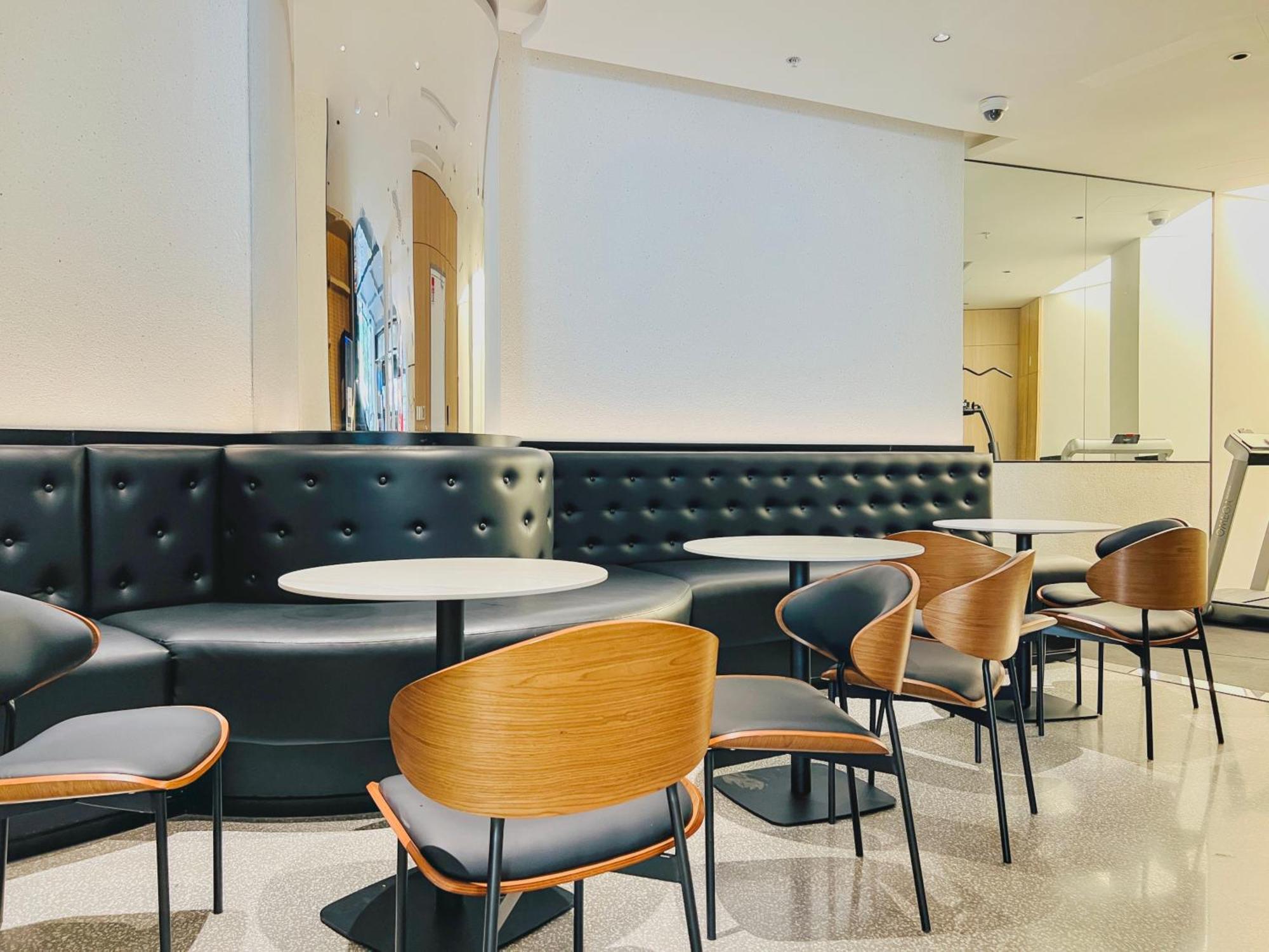 Dayin Garden Hotel -Near People'S Square & Nanjing Road-Large Social Area -Bar -Cafe -Gym -Free Laundry Luggage Storage -24H Front Desk-English Service Σανγκάη Εξωτερικό φωτογραφία