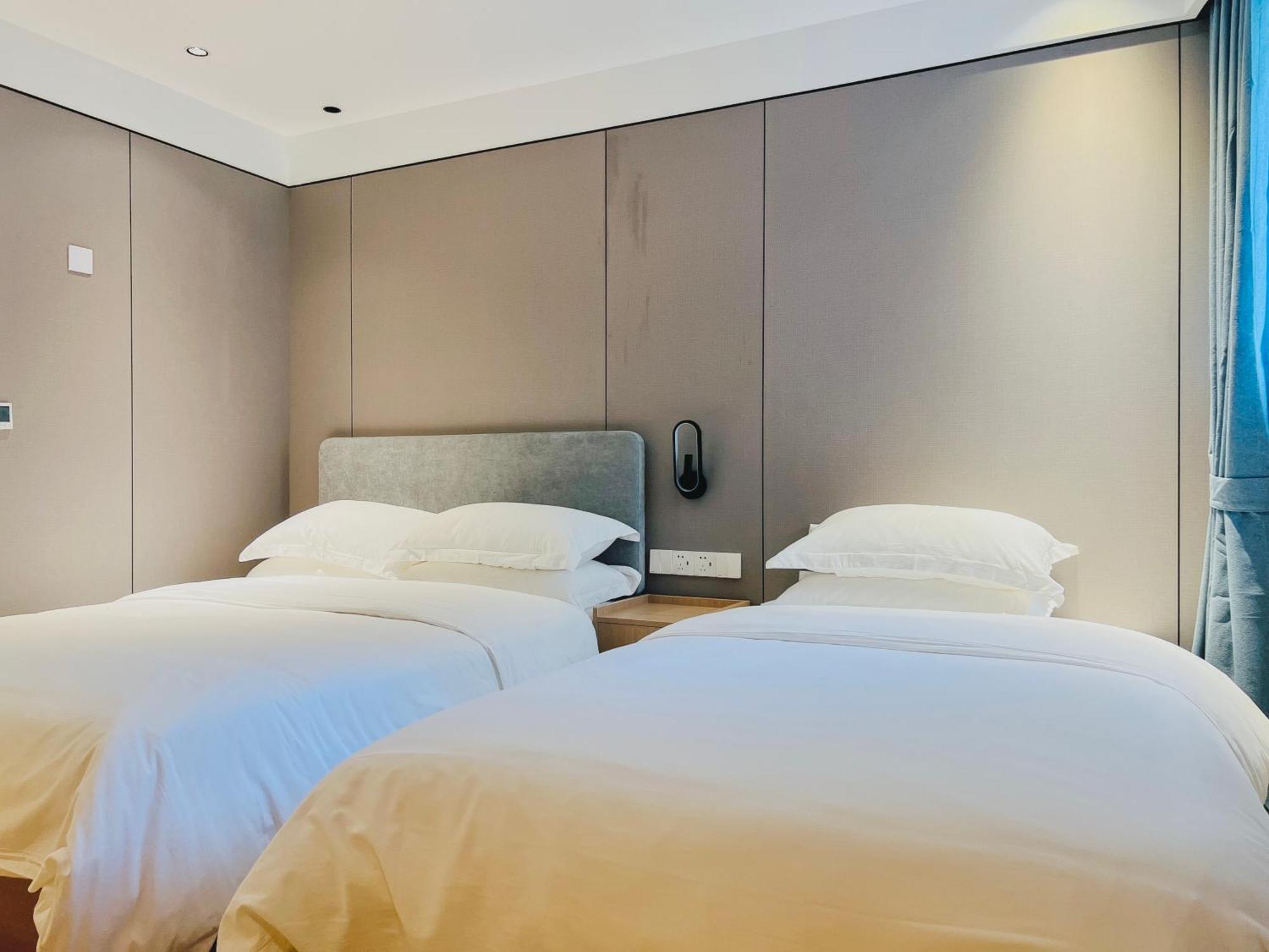 Dayin Garden Hotel -Near People'S Square & Nanjing Road-Large Social Area -Bar -Cafe -Gym -Free Laundry Luggage Storage -24H Front Desk-English Service Σανγκάη Εξωτερικό φωτογραφία