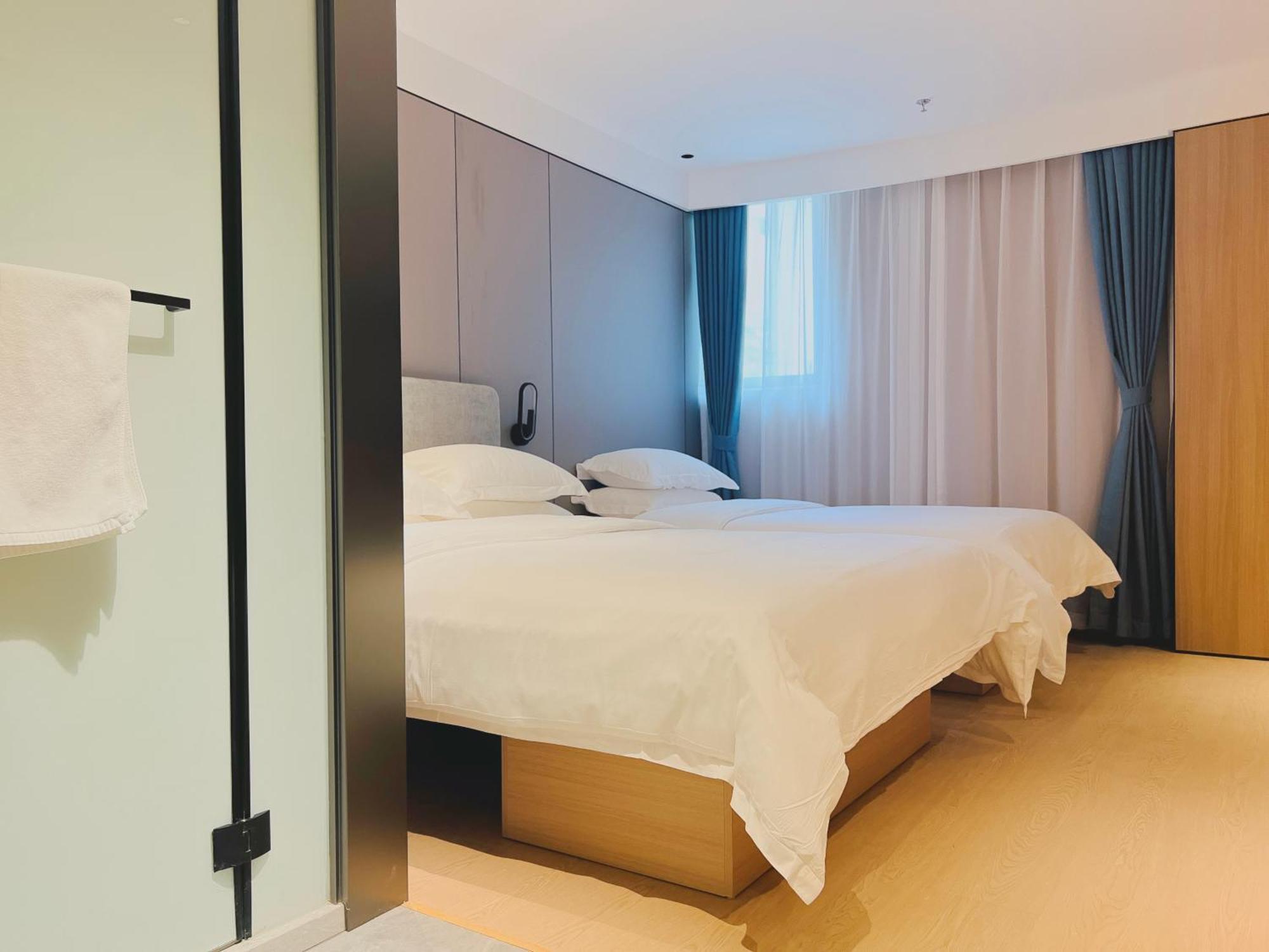 Dayin Garden Hotel -Near People'S Square & Nanjing Road-Large Social Area -Bar -Cafe -Gym -Free Laundry Luggage Storage -24H Front Desk-English Service Σανγκάη Εξωτερικό φωτογραφία